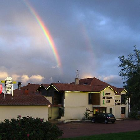 Le Relais D'Etagnac Hotel Екстериор снимка